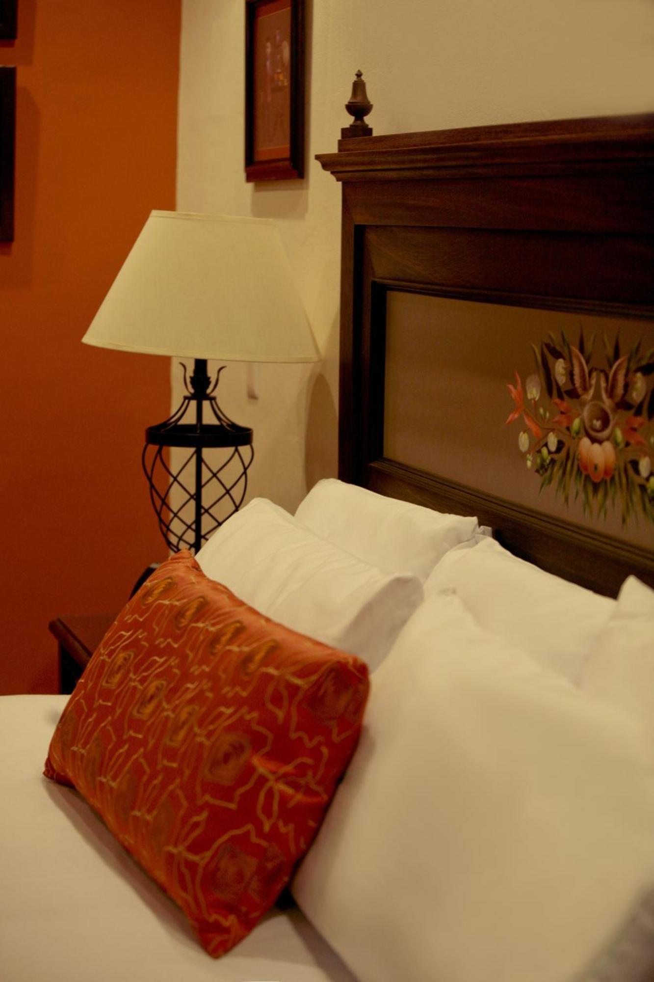 Grand Hotel Tepatitlan Zimmer foto