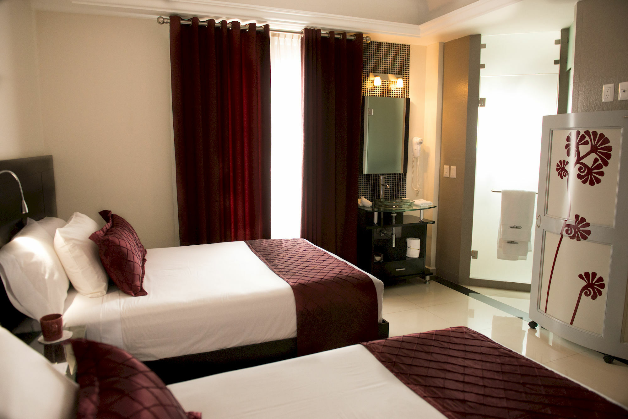 Grand Hotel Tepatitlan Exterior foto